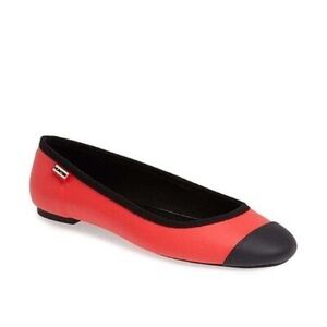 Hunter Tour ballet flats